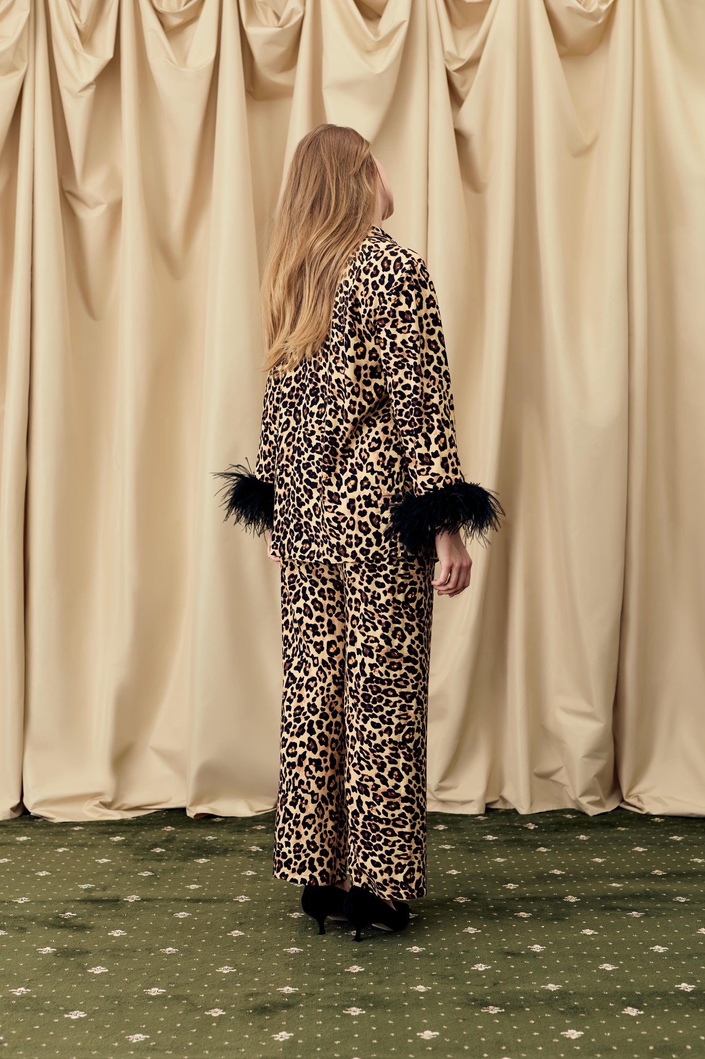 The Bow Pajama Set with Detachable Feathers in Leopard