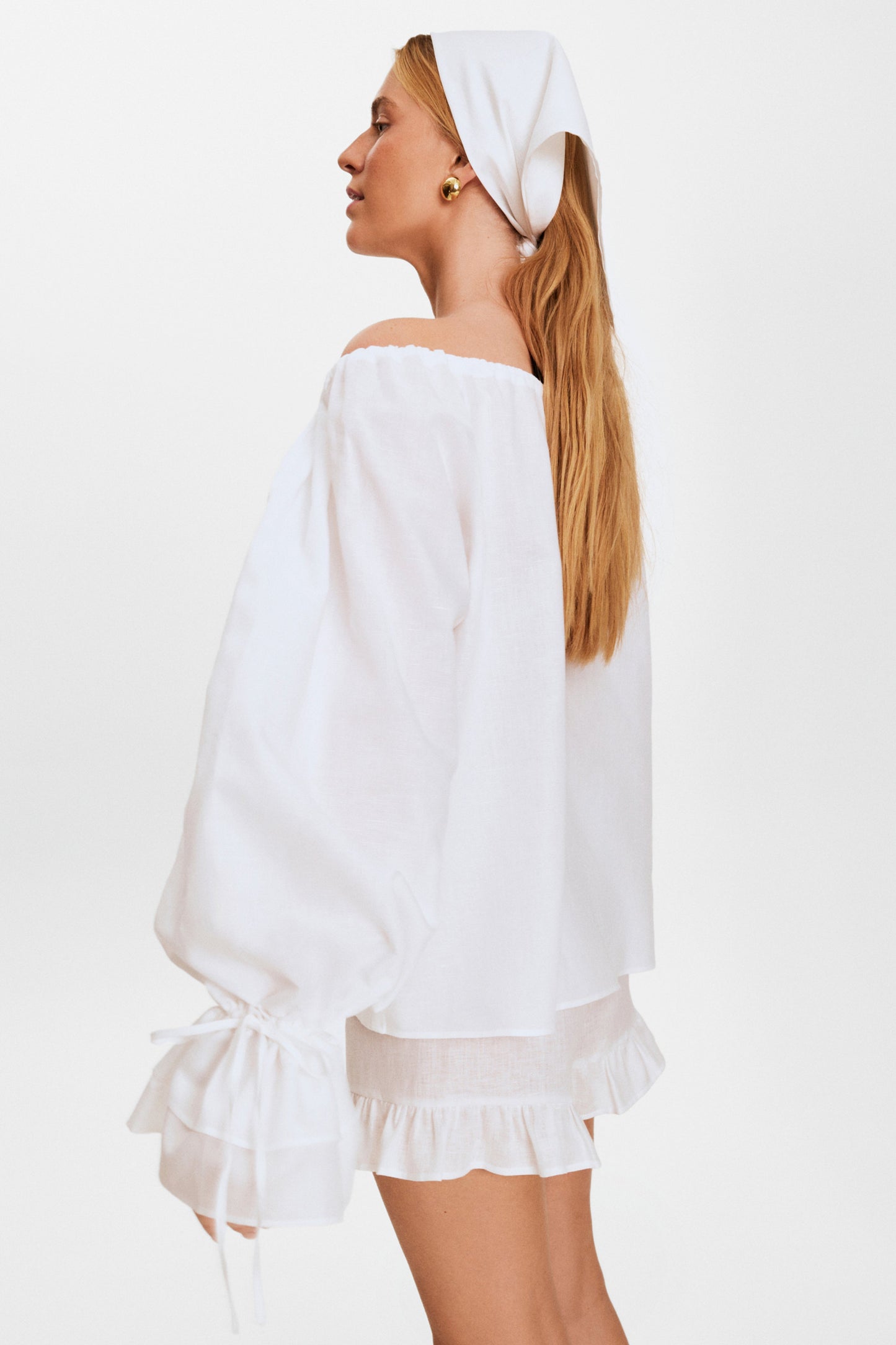 Cha-Cha Lounge Shorts with Headscarf in Milk