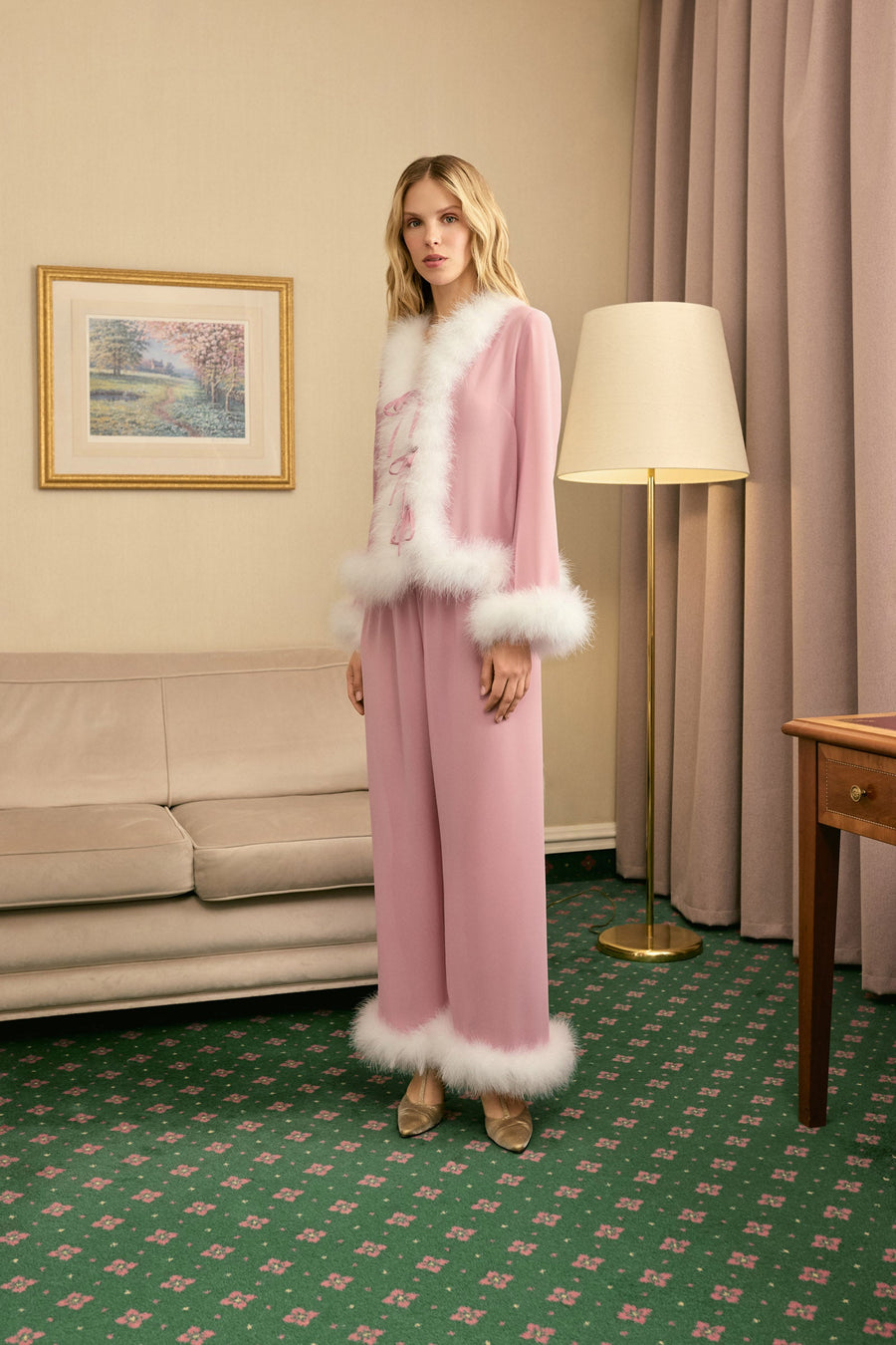 Afrodita Lounge Set in Pink