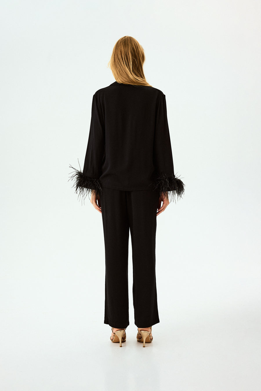 The Bow Pajama Set with Detachable Feathers in Black