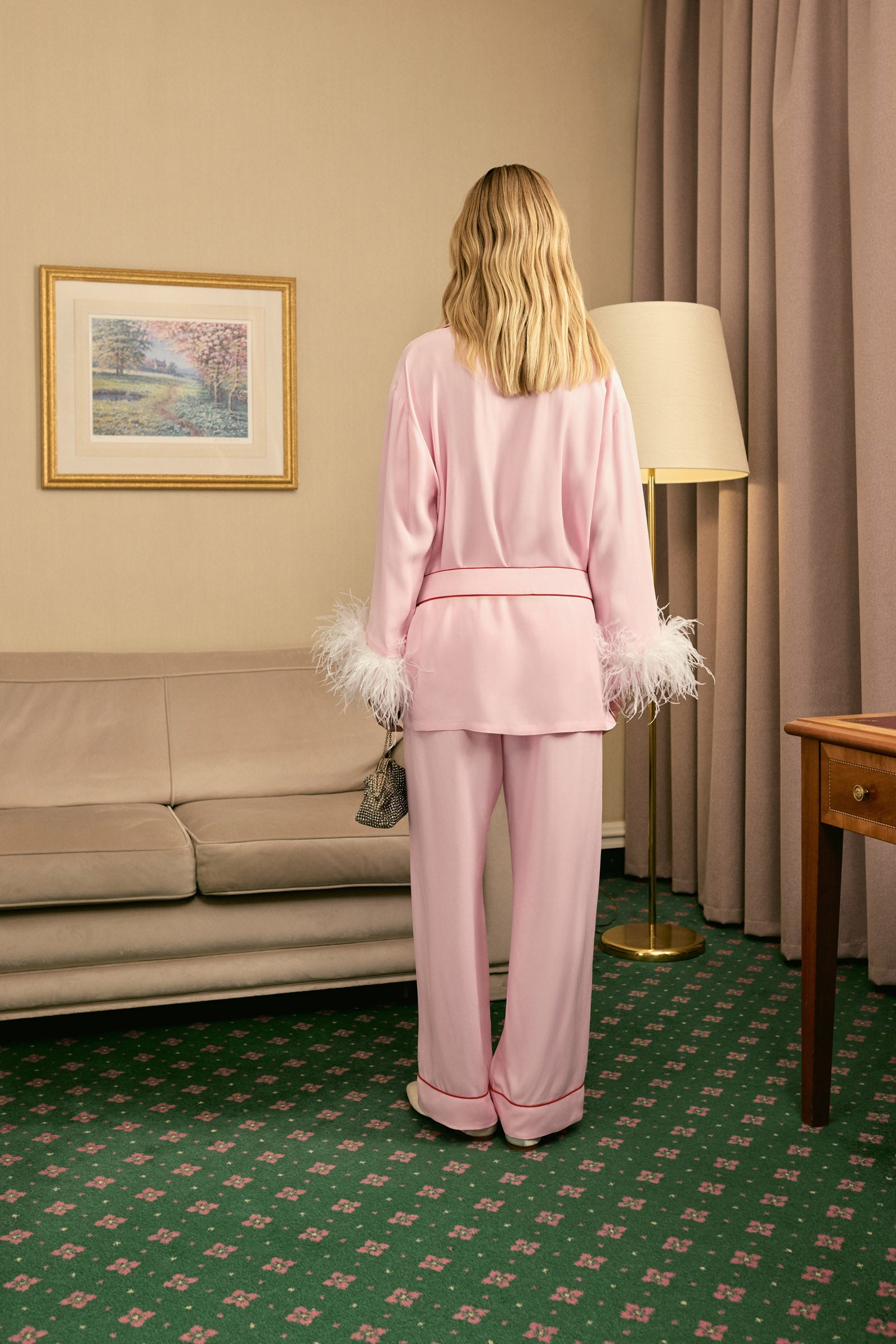 Miss Cat Belted Set with Detachable Feathers in Pink