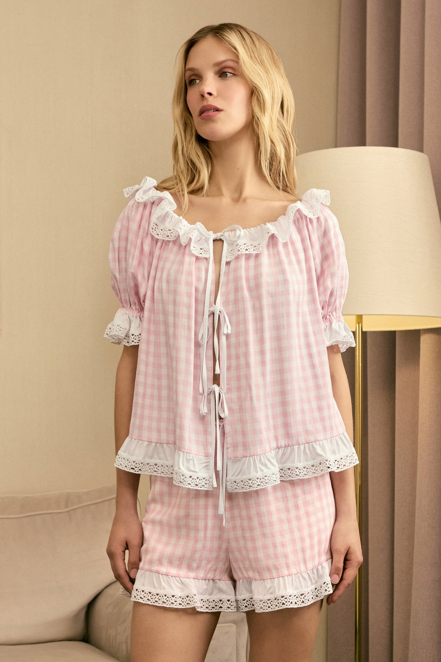 Romantica Lounge Set with Shorts in Pink Vichy