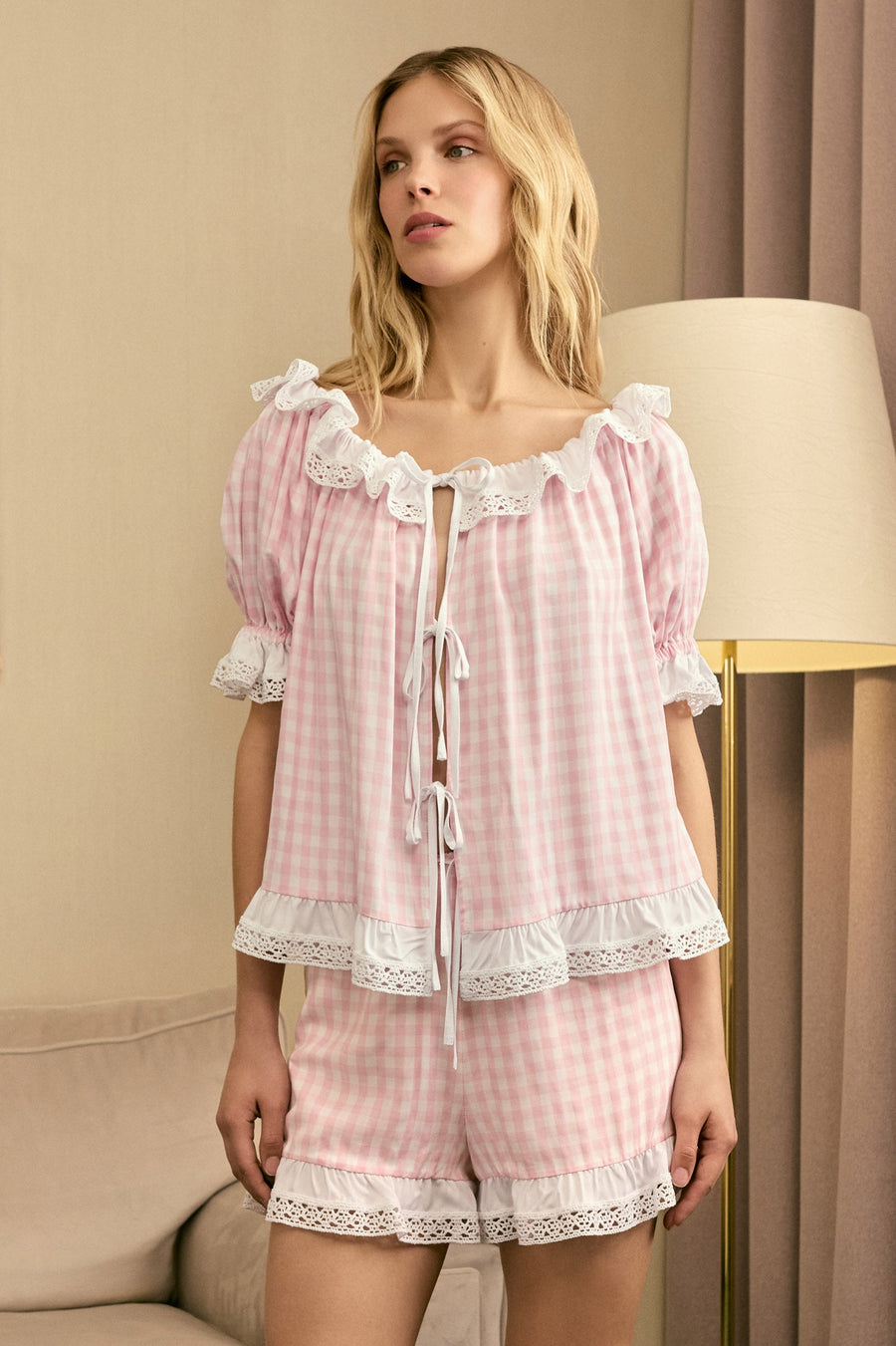 Romantica Lounge Set with Shorts in Pink Vichy