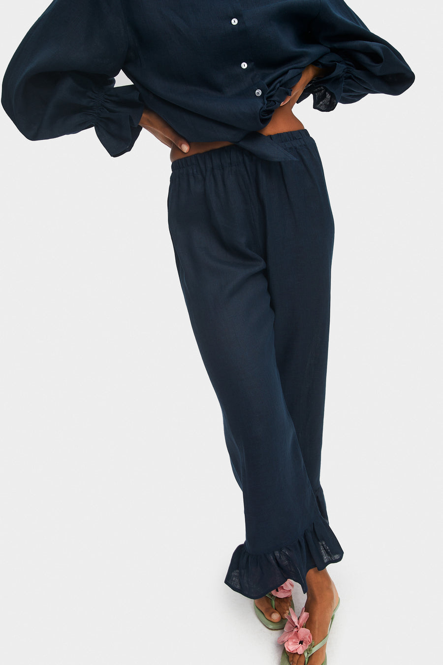 Rumba Linen Lounge Suit in Navy