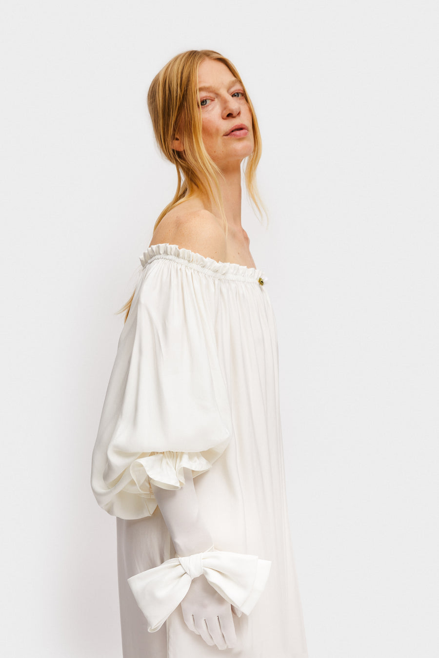 Zephir Off-the-shoulder Maxi Dress in White