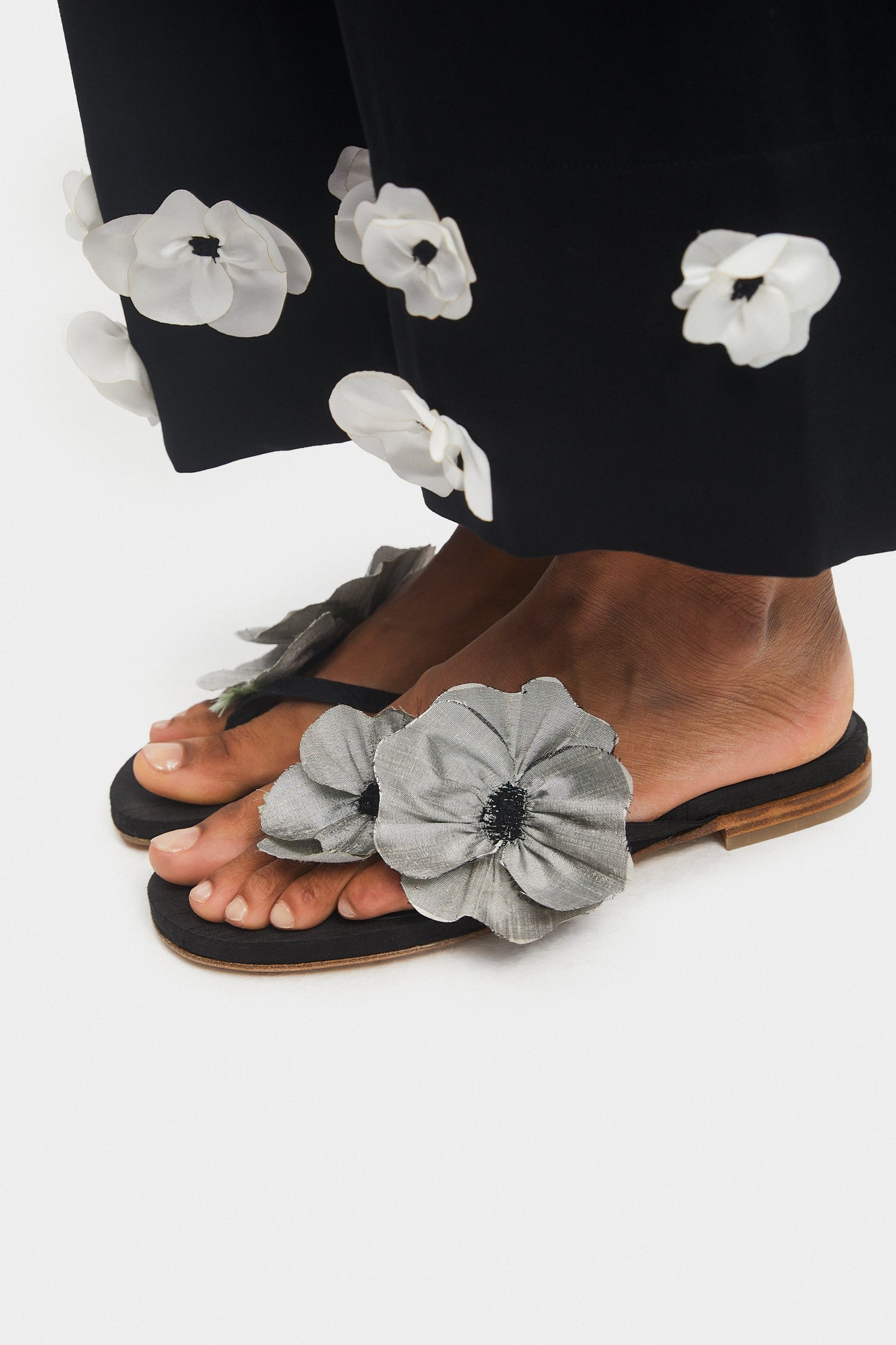 Poppies Silk Slides in Black and Grey