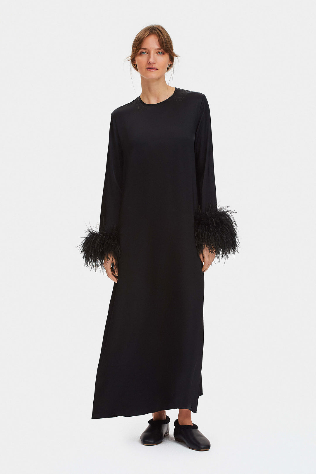 Suzi Maxi Dress with Detachable Feathers in Black