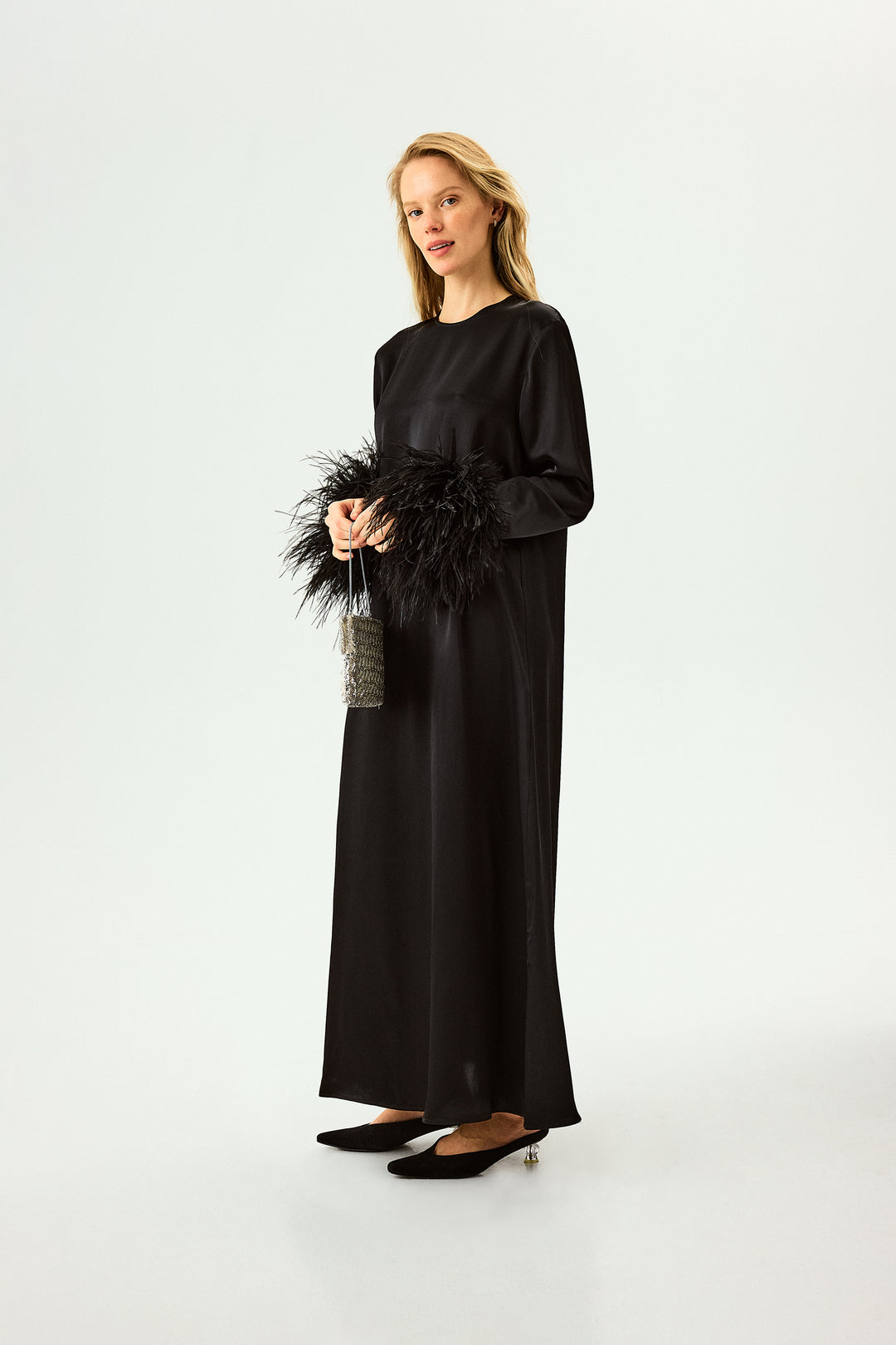 Suzi Maxi Dress with Detachable Feathers in Black