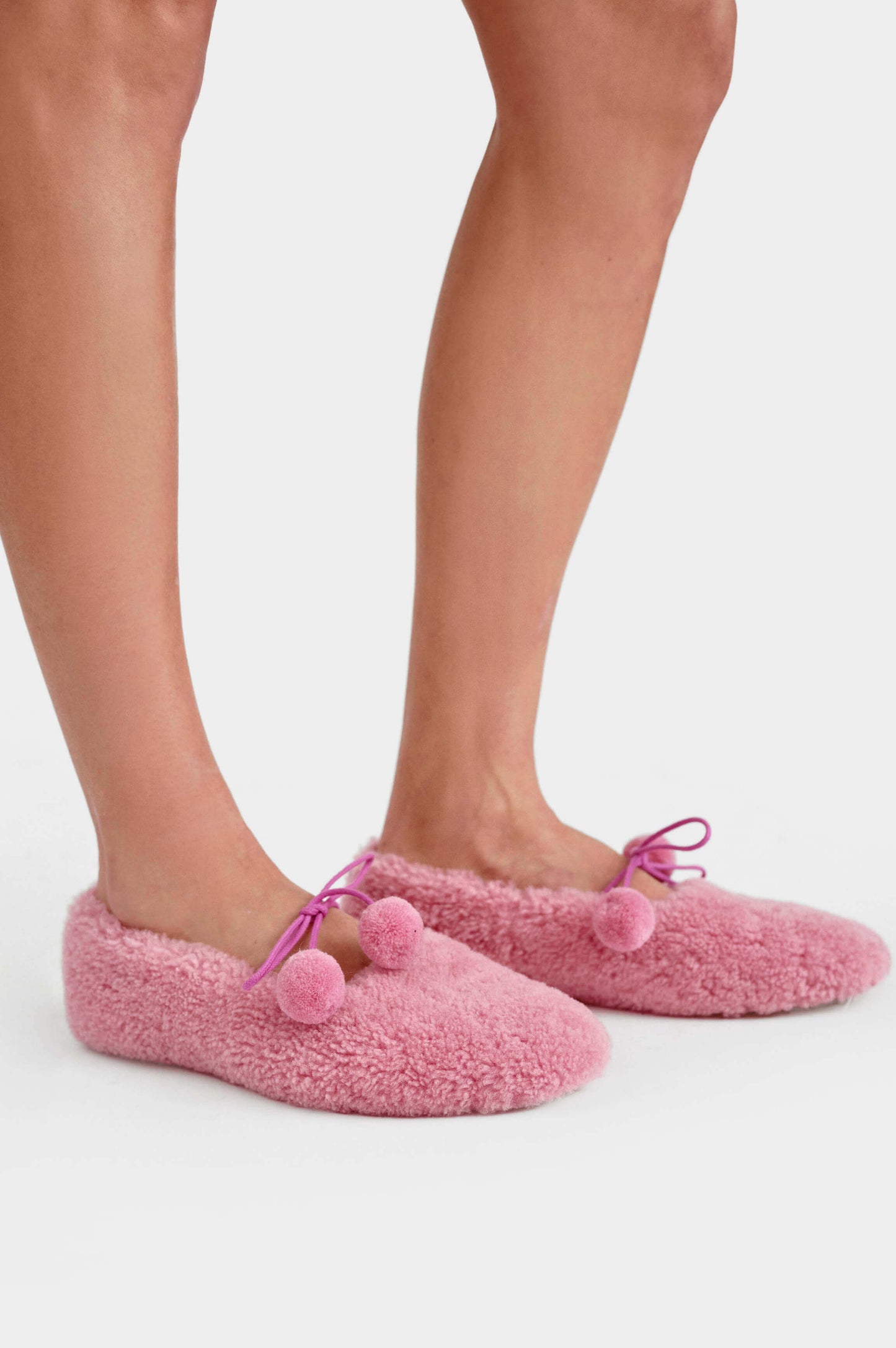 Lulu Shearling Slippers in Pink
