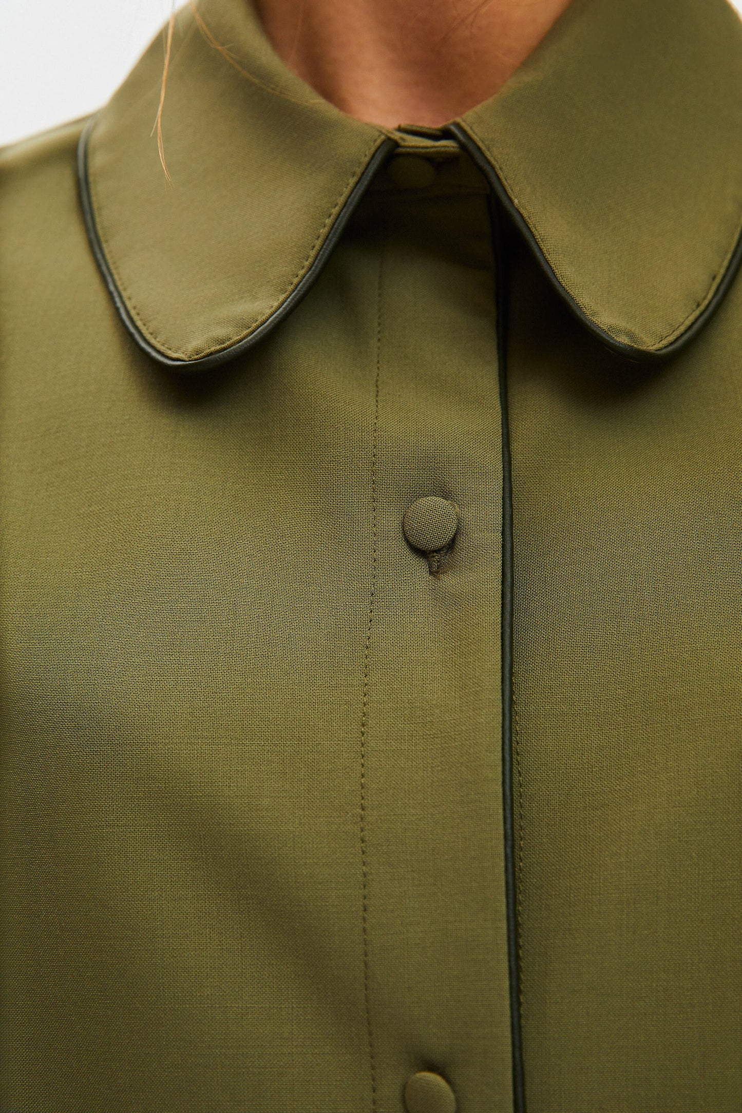 Off the Duty Shirt with Piping in Green